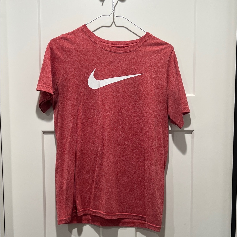 Nike Men's Red Short Sleeve Tee